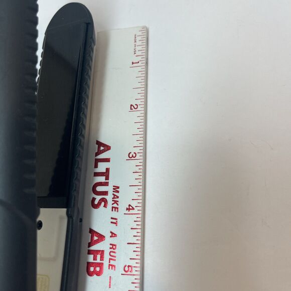 Yuchun Hair Straightener Curler 200 Degree Hot Tool 9 Inch Travel Size Children - Picture 8 of 8